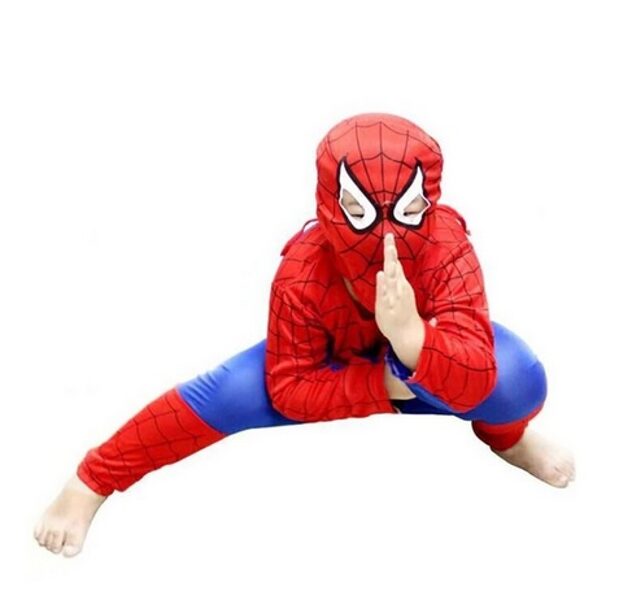 Spiderman tērps.