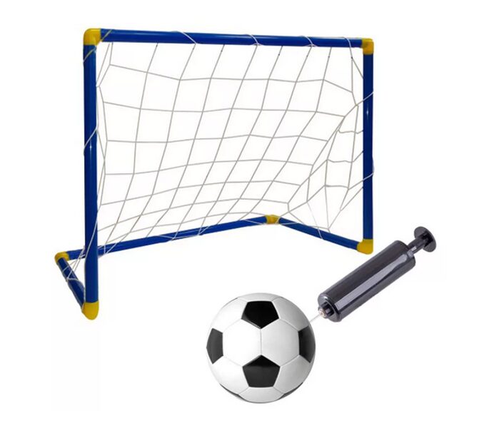 Futbola spēles komplekts.